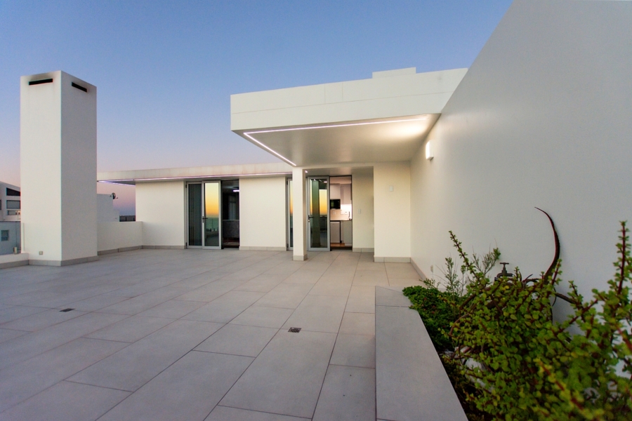 5 Bedroom Property for Sale in Paradise Beach Western Cape